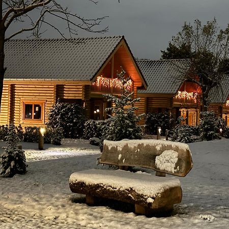 Boomstamhuis High Chaparral Oorsbeek エクステリア 写真