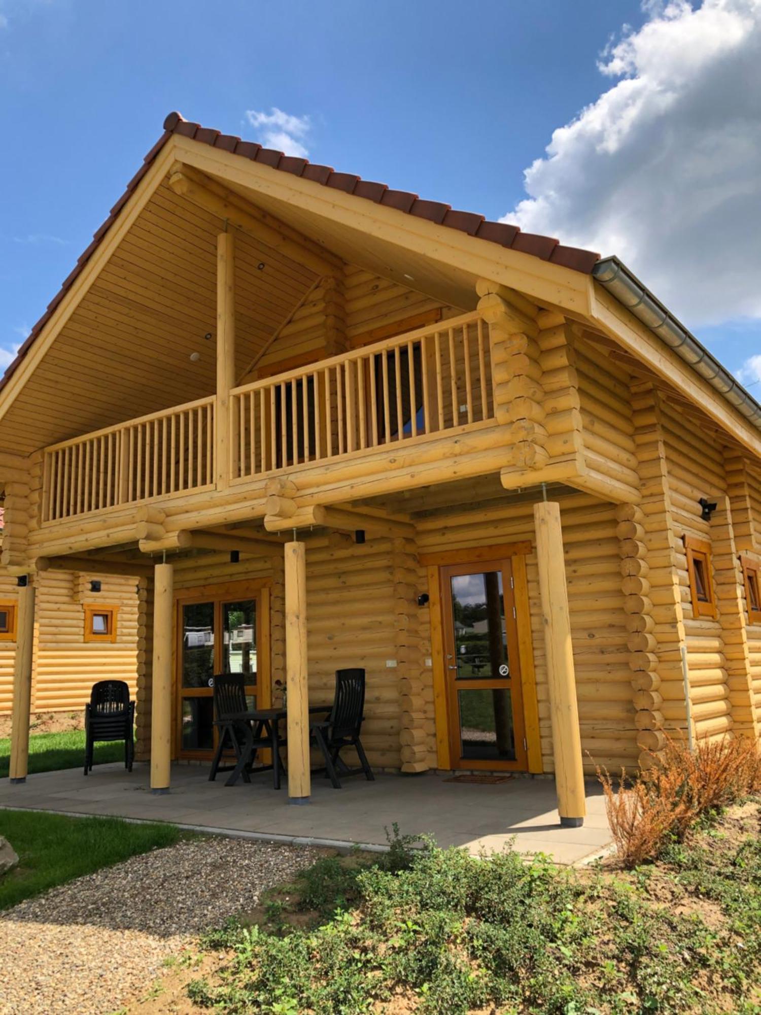 Boomstamhuis High Chaparral Oorsbeek エクステリア 写真