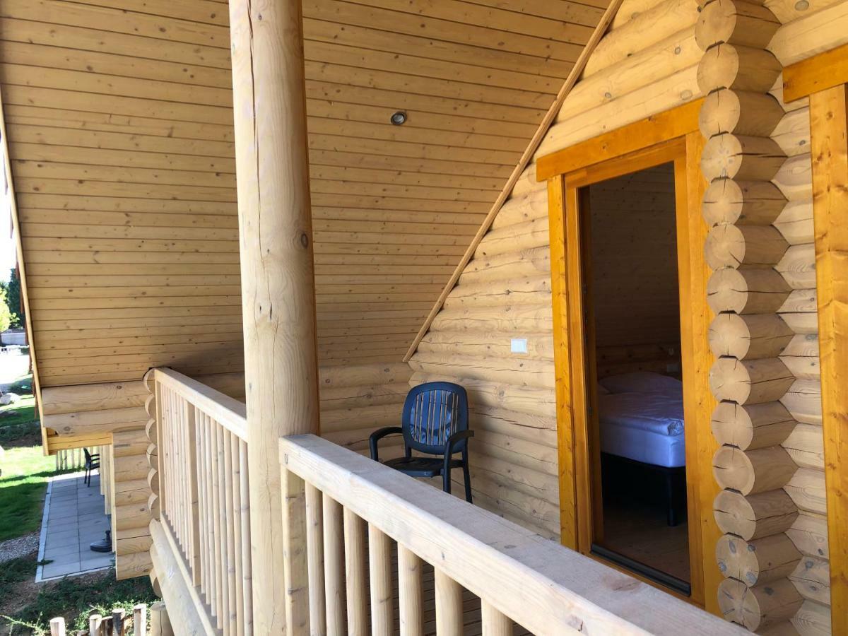 Boomstamhuis High Chaparral Oorsbeek エクステリア 写真